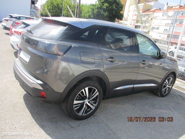 Peugeot 3008 1.5 BlueHDi Active Pack — fotografia 6