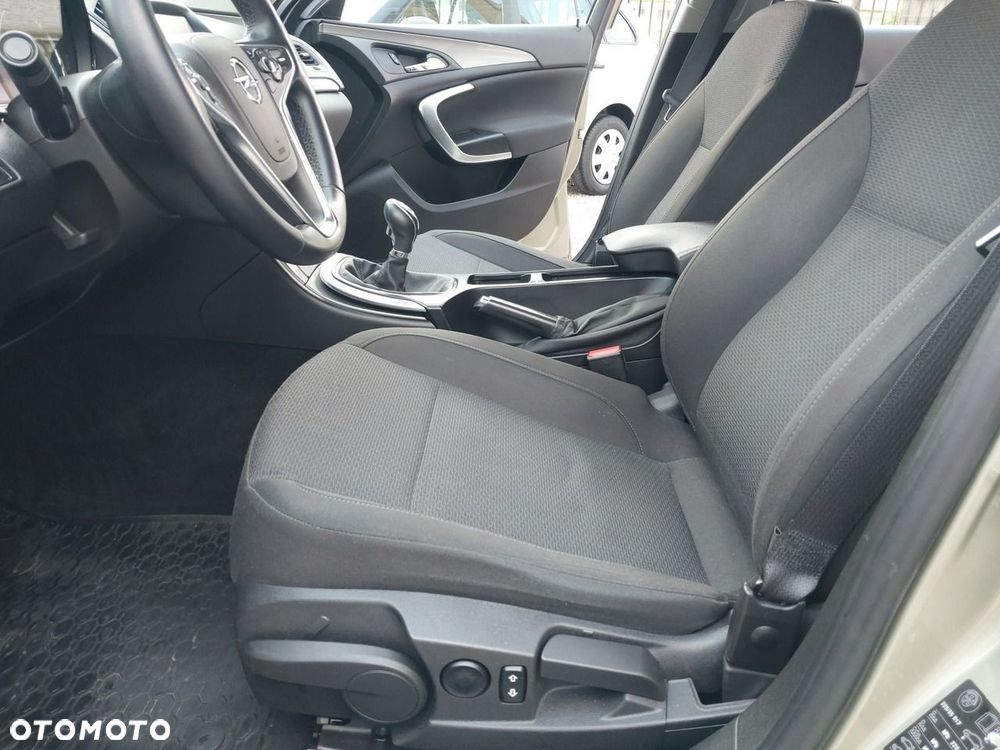 Opel Insignia - 18
