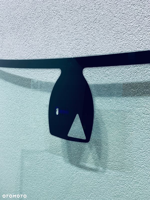 Szyba czołowa nowa BMW 5 E60 E61 2007-2010 KAMERA+SENSOR+HUD - 2