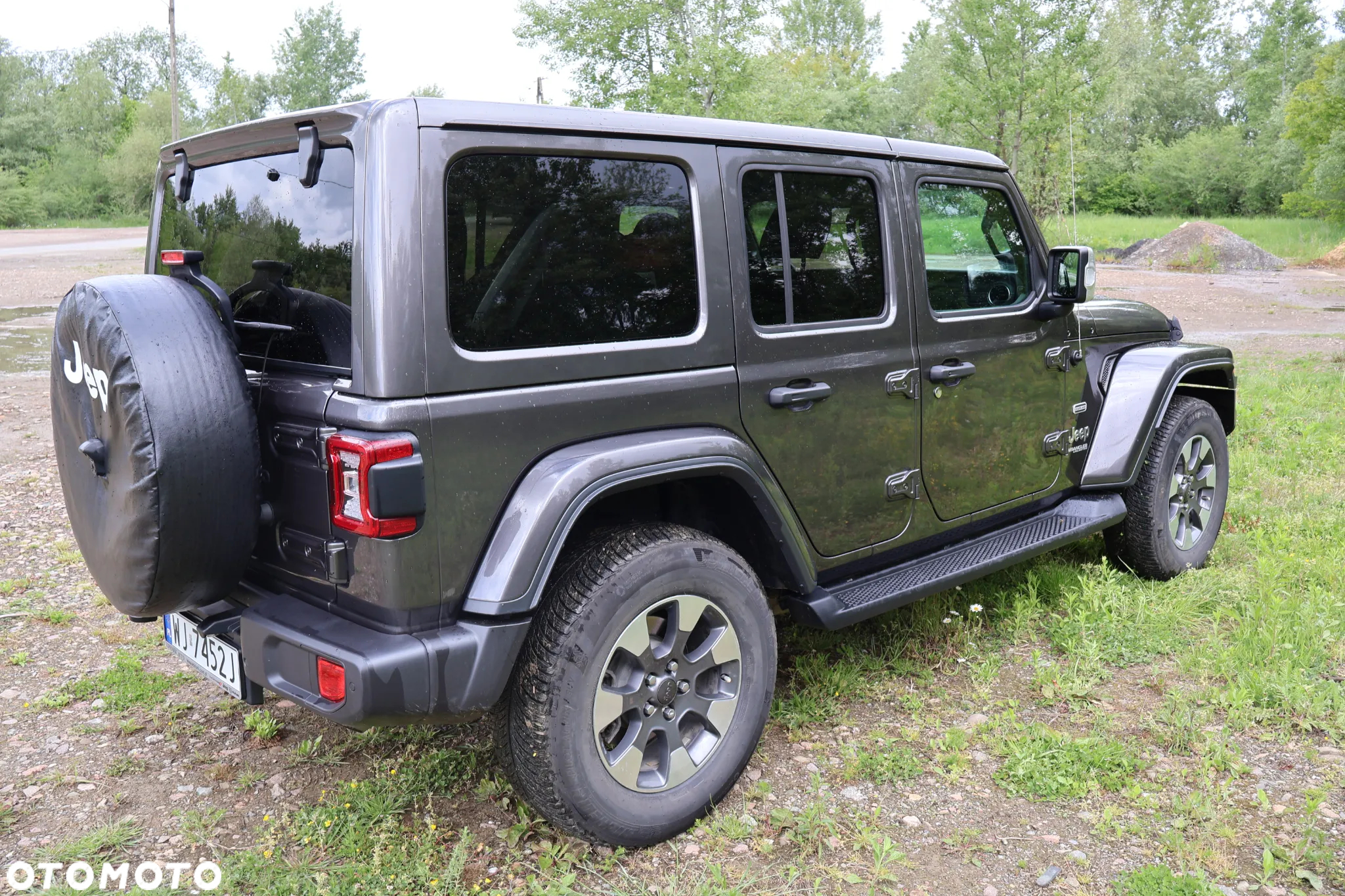 Jeep Wrangler - 12