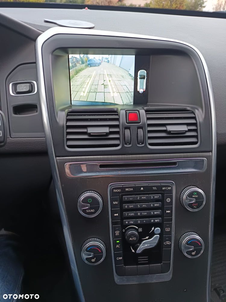 Volvo XC 60 - 11