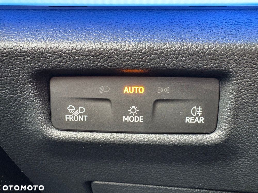 Volkswagen Tiguan - 26