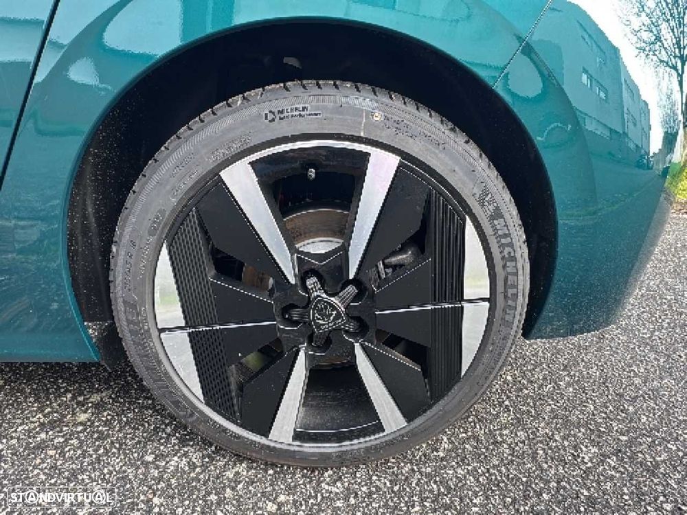 Peugeot e-308 54 kWh GT - 11