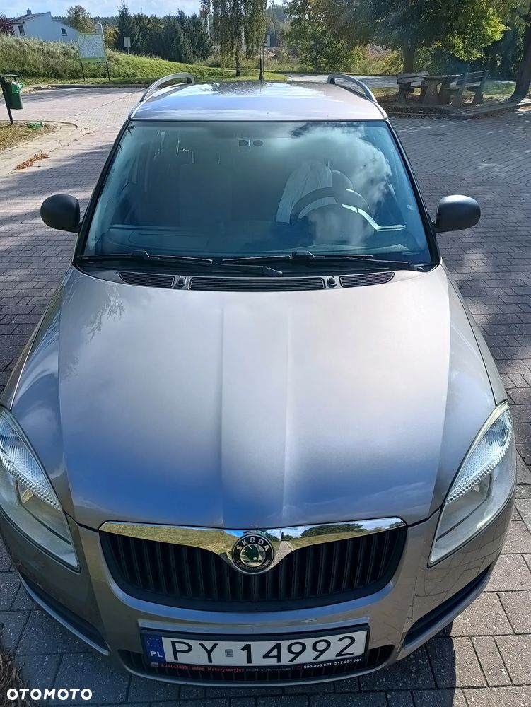 Skoda Fabia 2008 photo 5
