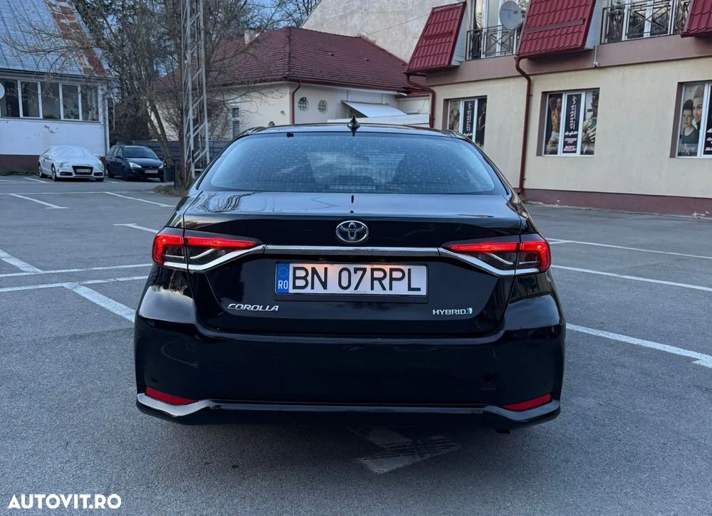 Toyota Corolla 1.8 HEV Dynamic - 10