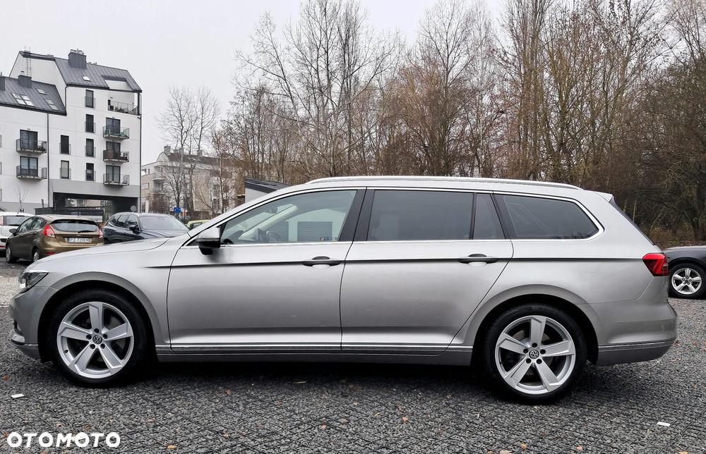 Volkswagen Passat 1.8 TSI BMT Highline - 32
