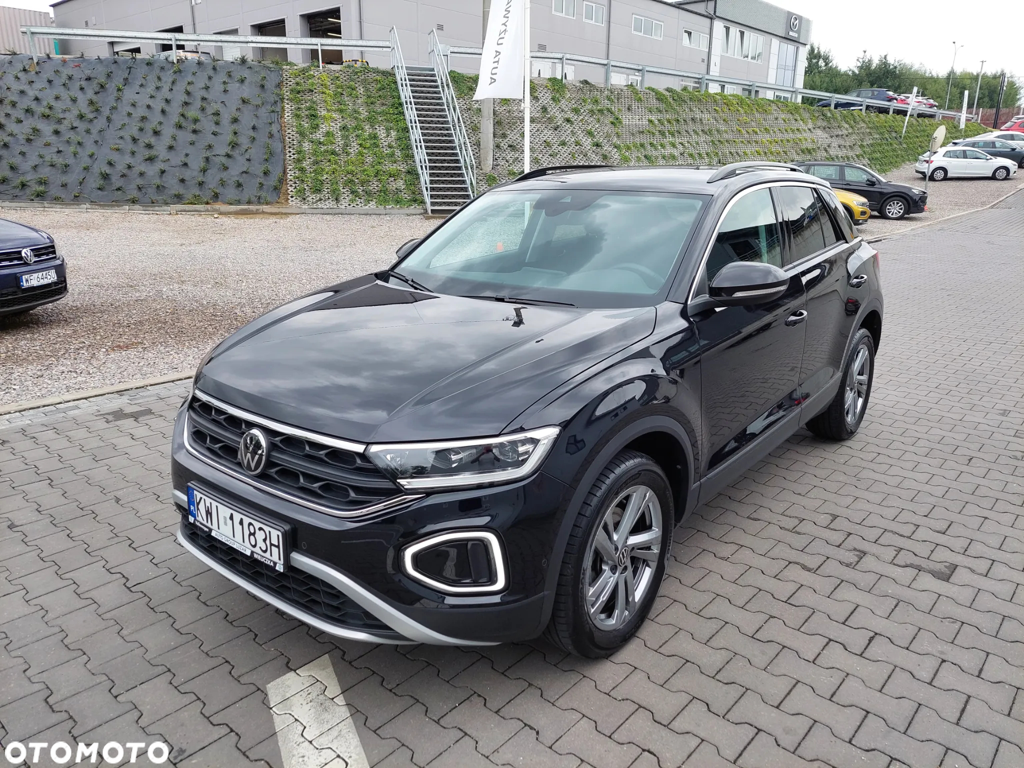 Volkswagen T-Roc 1.5 TSI Life Plus DSG - 3