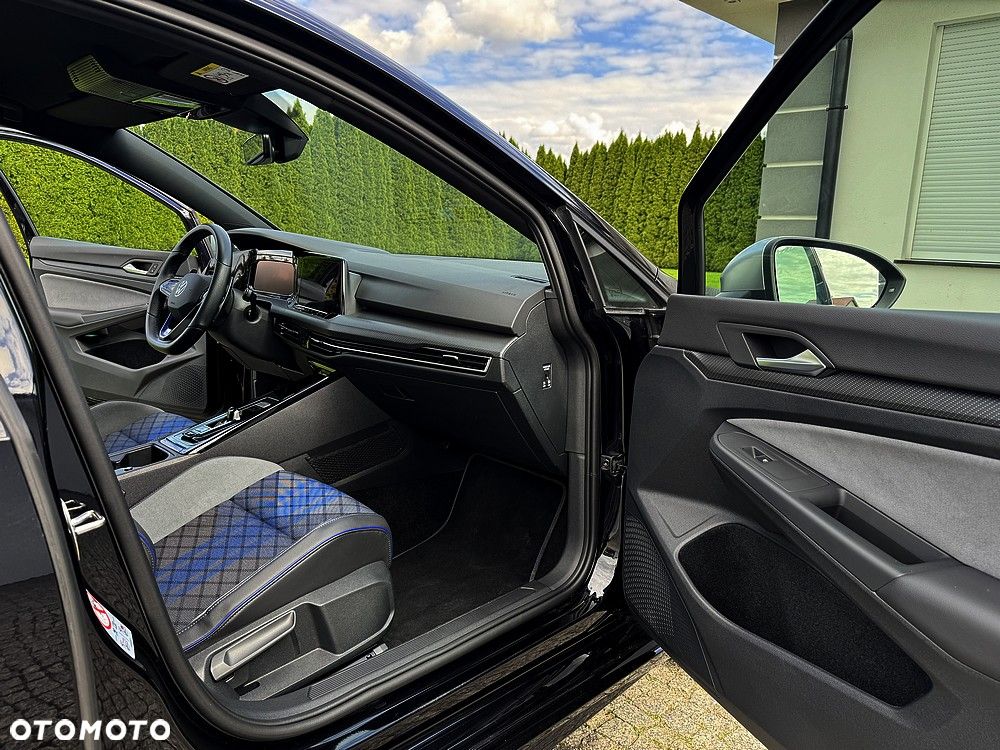 Volkswagen Golf 2.0 TSI 4Motion R DSG - 36