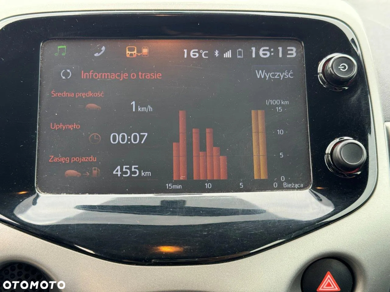 Toyota Aygo x-play - 12