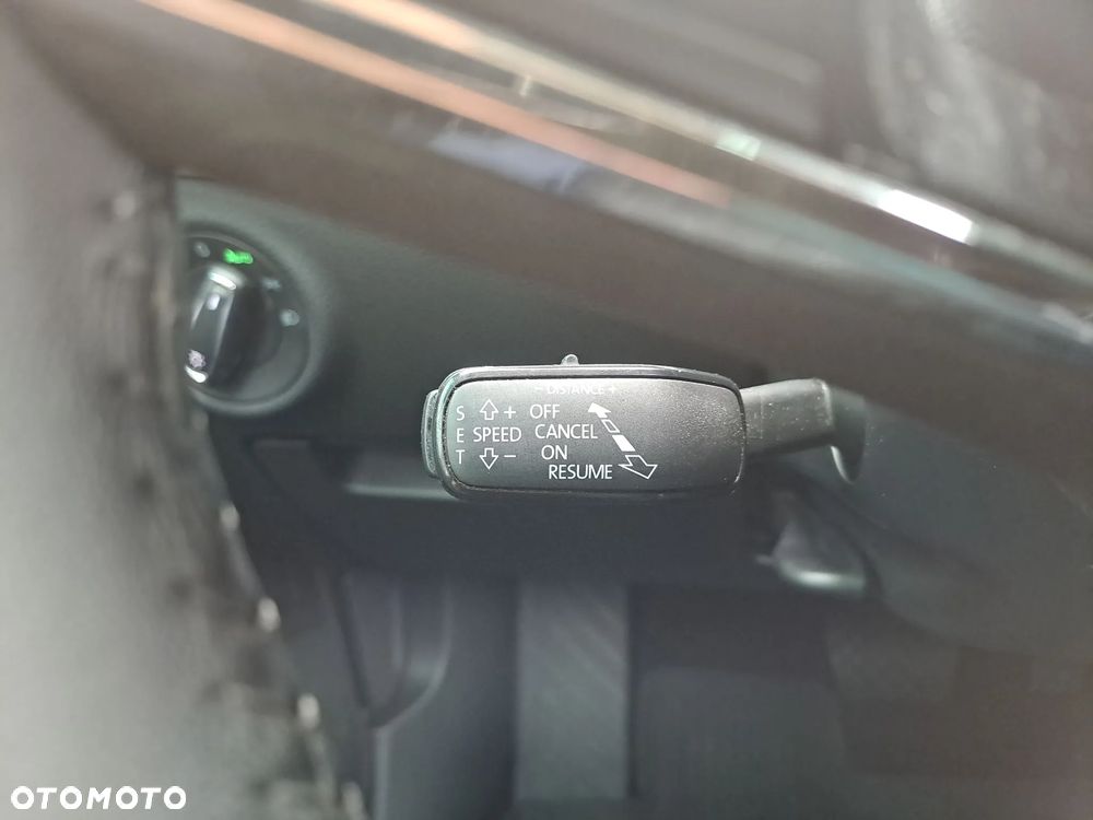 Skoda Superb 2.0 TSI Ambition DSG - 21