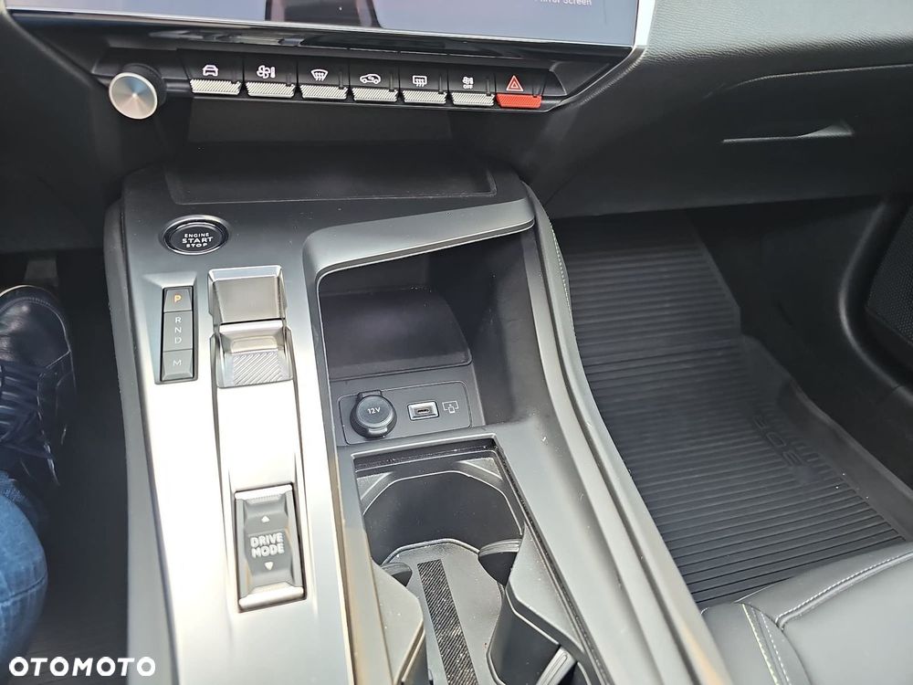 Peugeot 308 1.2 PureTech GT Pack S&S EAT8 - 17