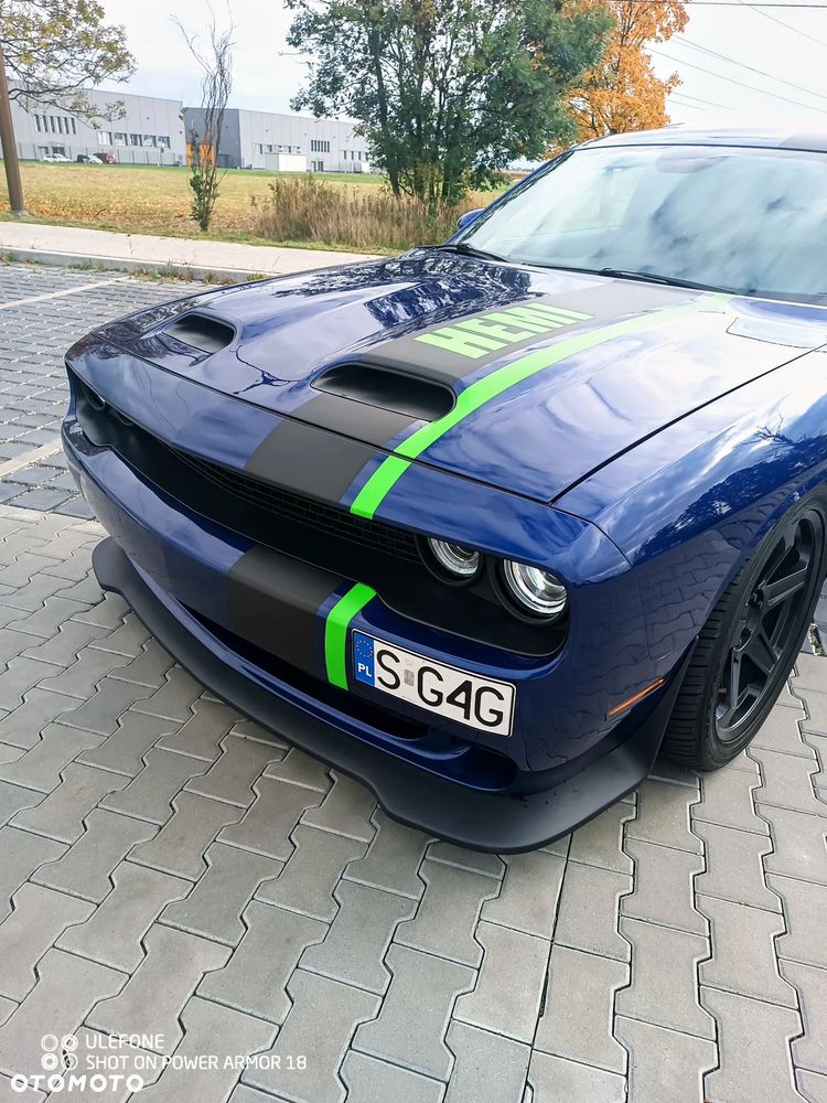 Dodge Challenger - 3