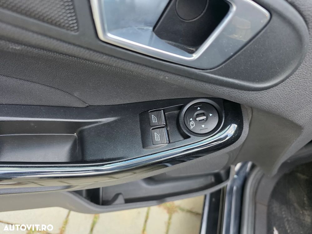 Ford Fiesta 1.0 Titanium - 11