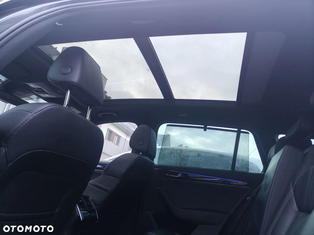 Skoda Superb 2.0 TDI SCR L&K DSG - 10