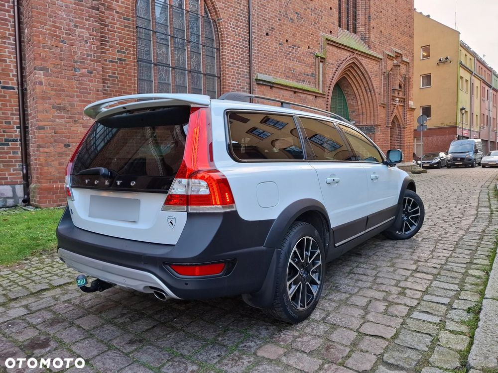 Volvo XC 70 - 1