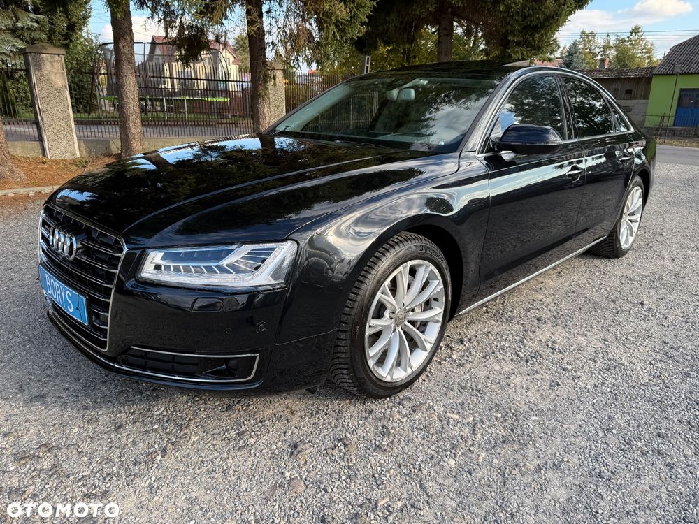 Audi A8 - 4