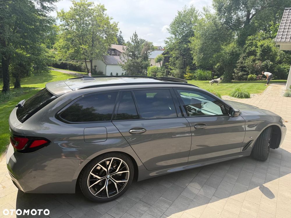 BMW Seria 5 520d xDrive mHEV M Sport sport - 9