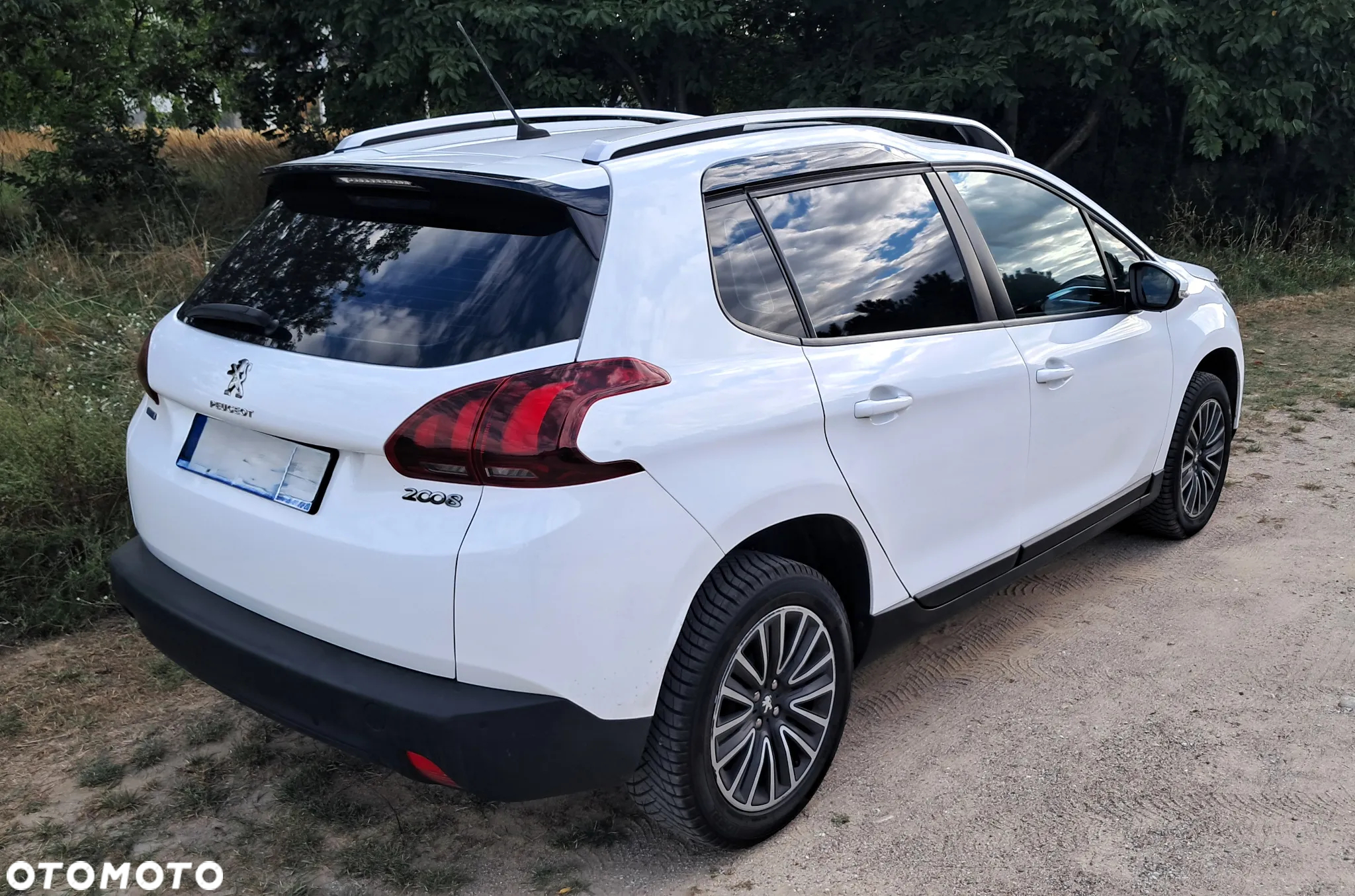 Peugeot 2008 - 3