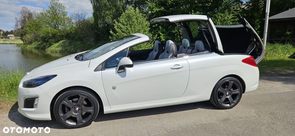 Peugeot 308 CC HDi FAP 163 Roland Garros - 8
