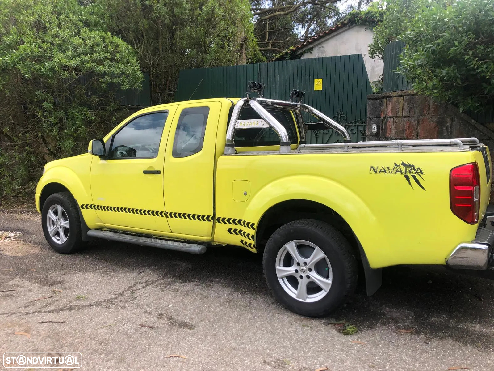 Nissan Navara 2.5 dCi CD LE Sport Edition - 2