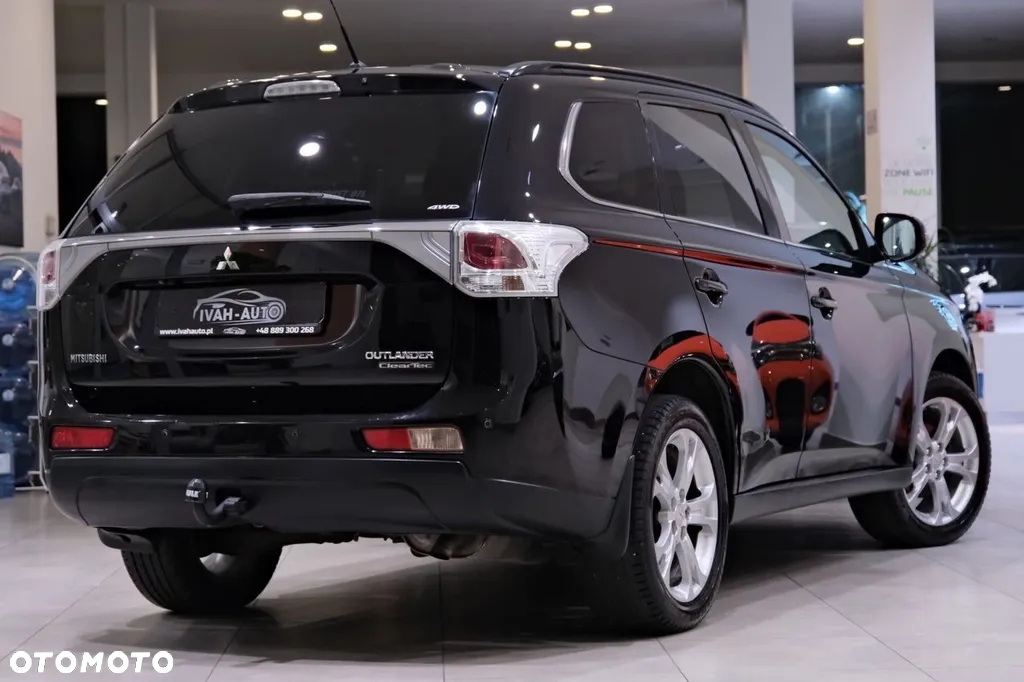 Mitsubishi Outlander 2.2 DI-D 4WD Diamant Edition - 14