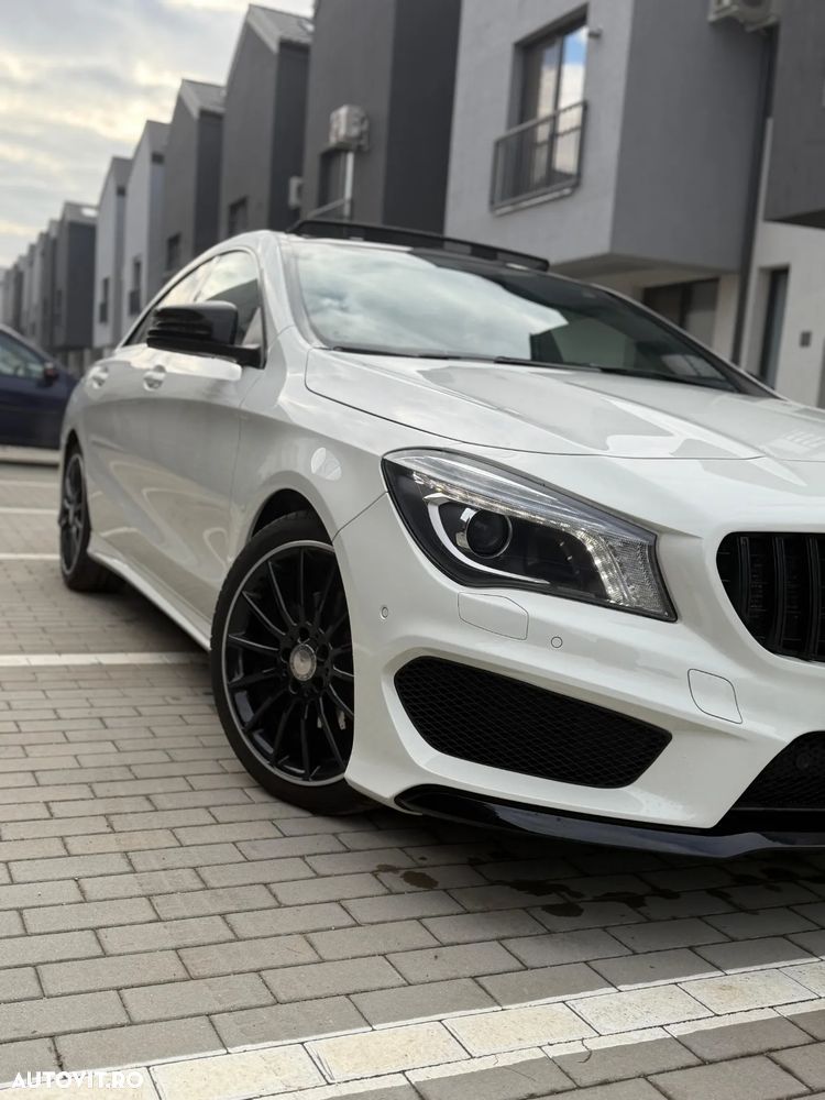 Mercedes-Benz CLA 180 AMG Line - 11