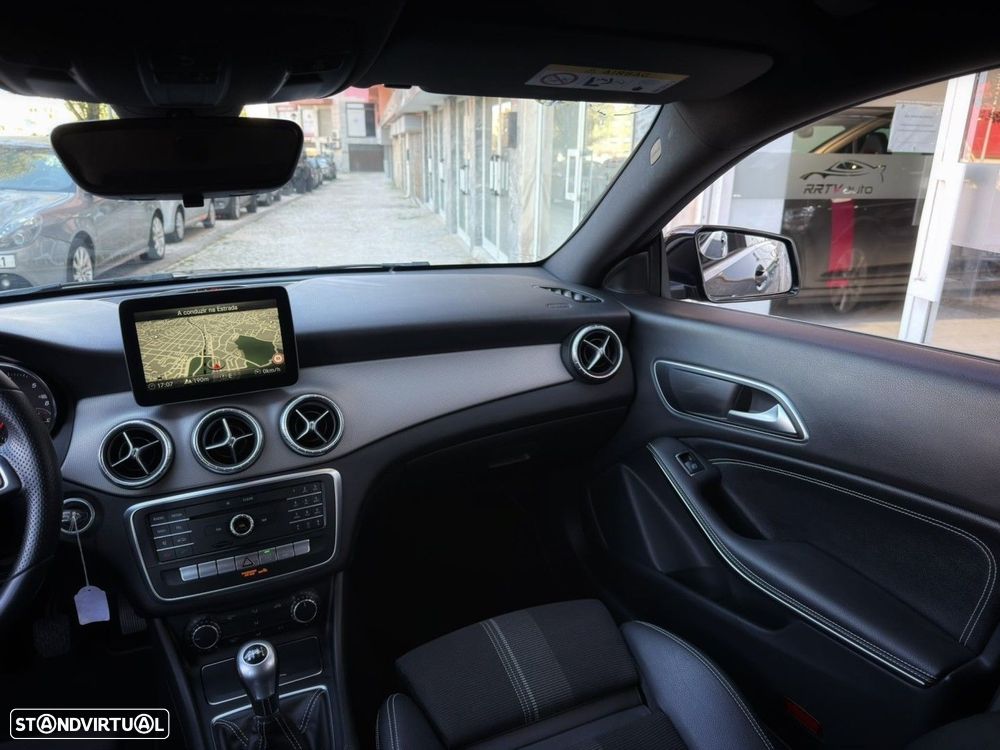 Mercedes-Benz CLA 180 d Shooting Brake Urban - 19