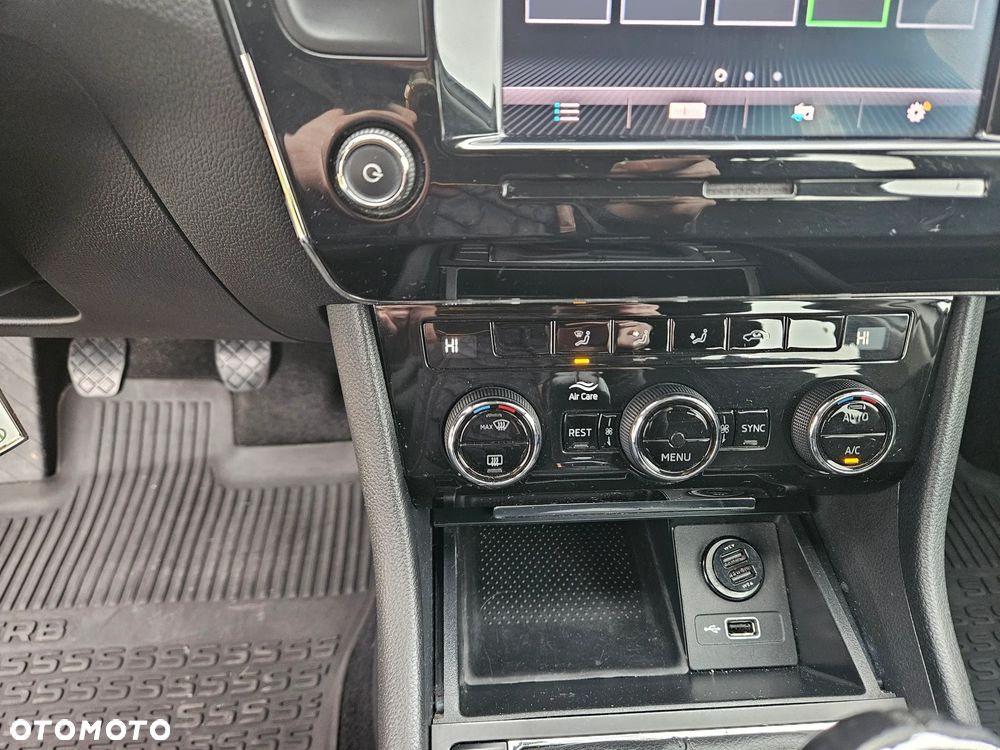 Skoda Superb 1.6 TDI Style - 28