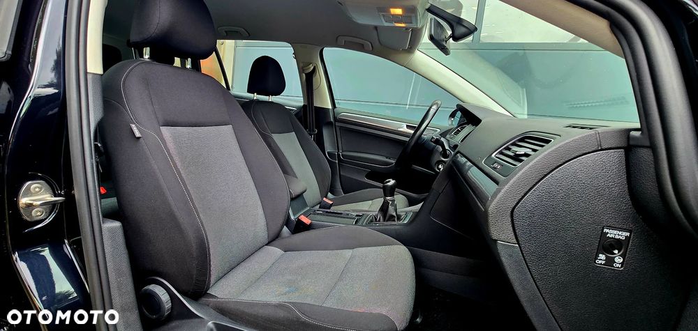 Volkswagen Golf 1.6 TDI BMT Comfortline - 22