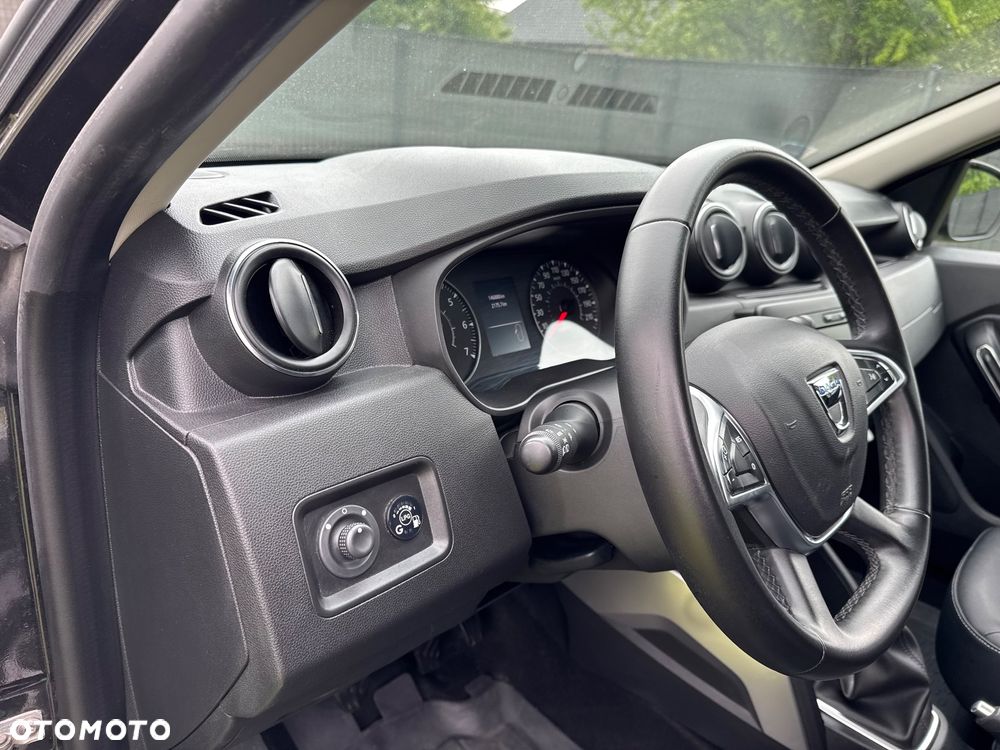 Dacia Duster 1.6 SCe Outdoor S&S - 21