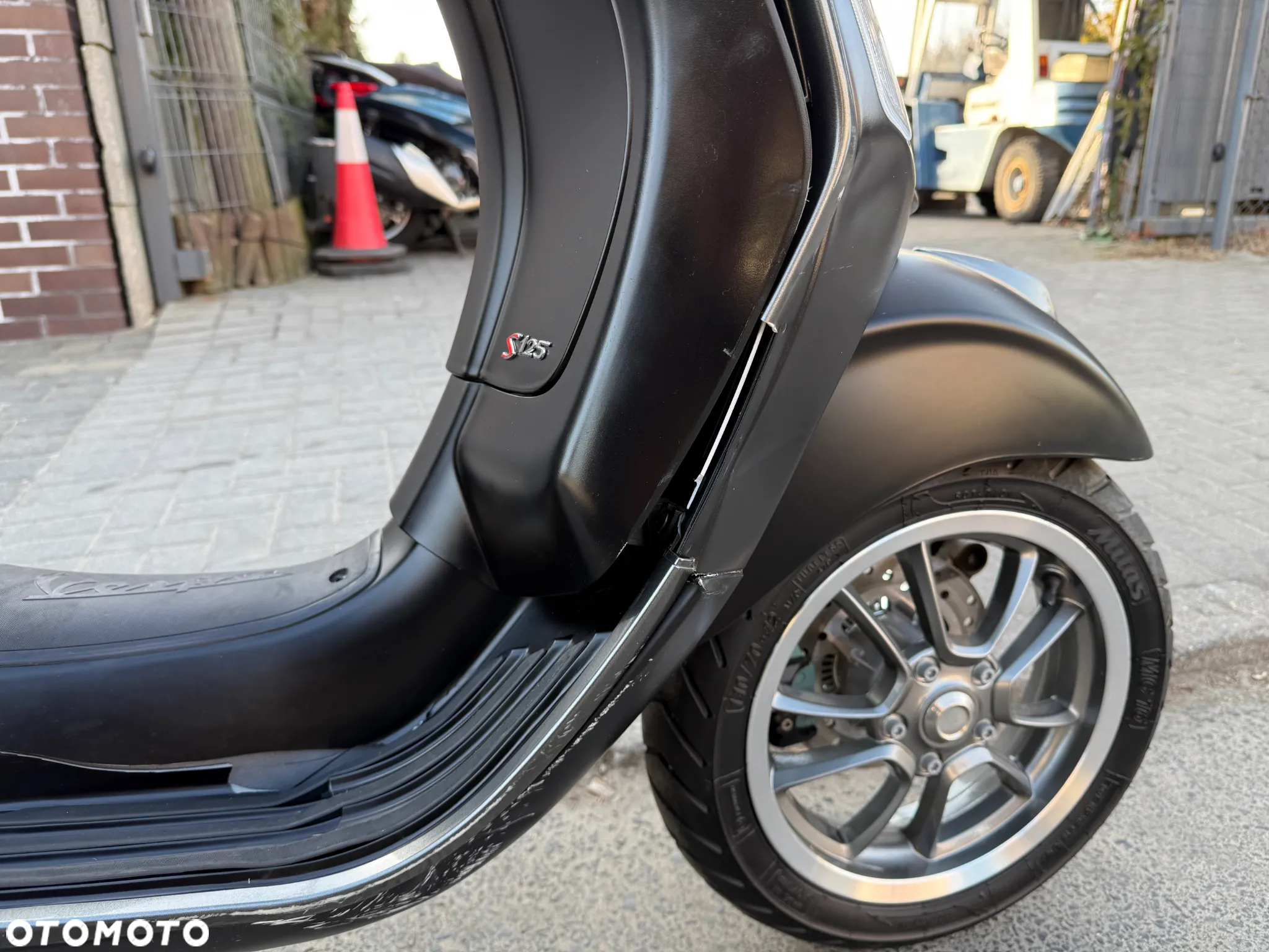 Piaggio Vespa - 20