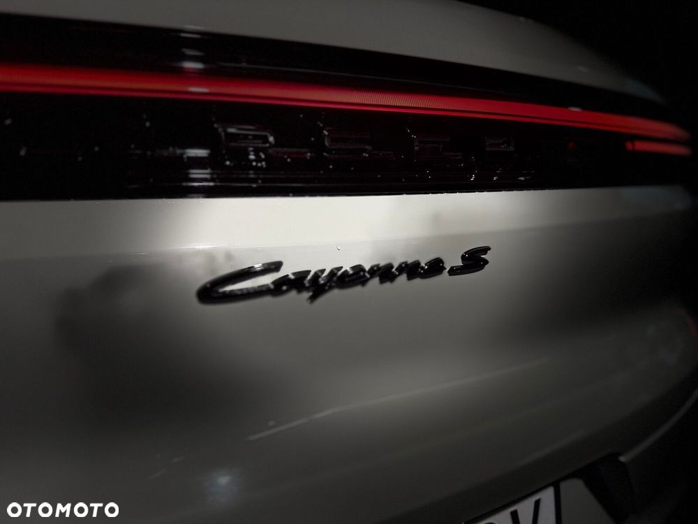 Porsche Cayenne - 13