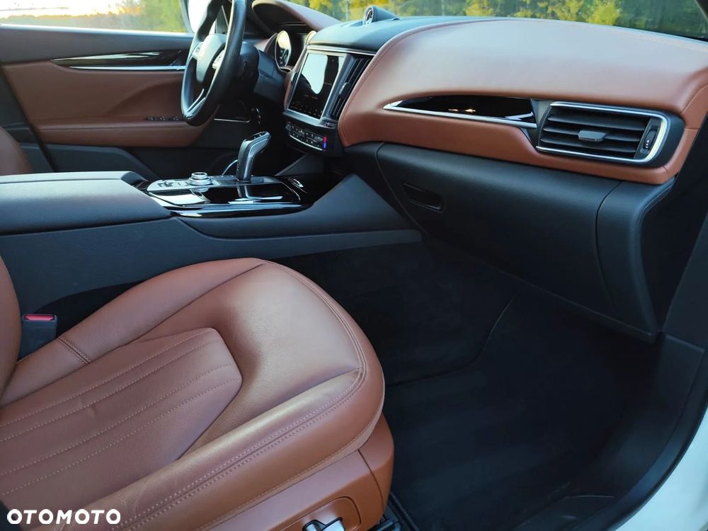 Maserati Levante S Q4 - 20