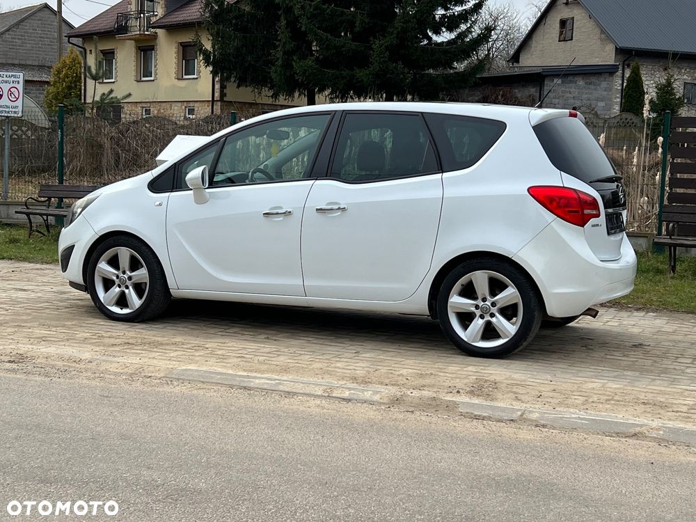 Opel Meriva 1.7 CDTI Cosmo - 26