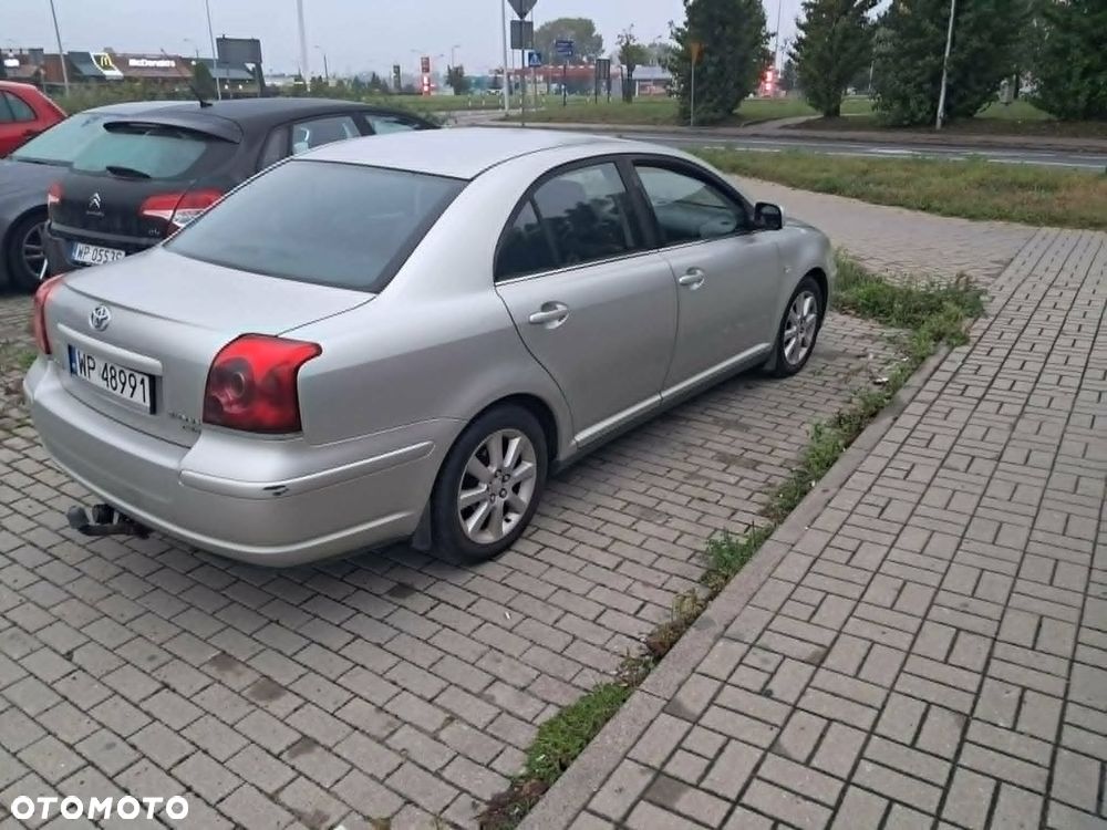 Toyota Avensis 2.0 D-4D Luna - 5