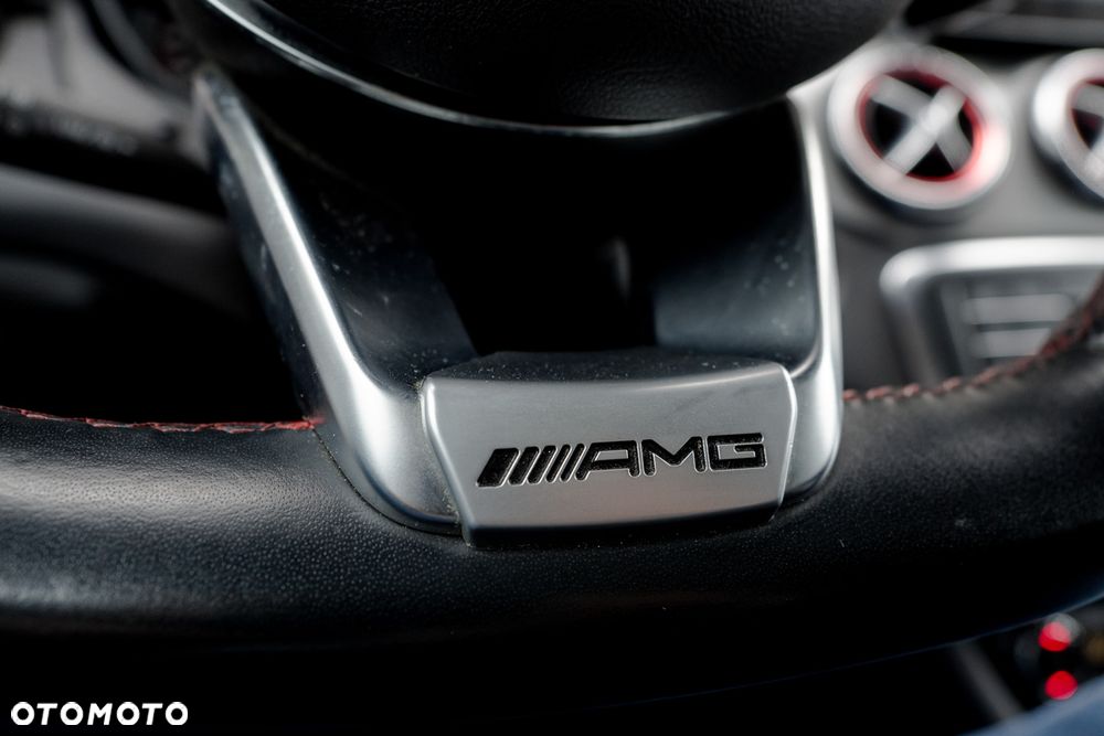 Mercedes-Benz CLA 200 7G-DCT AMG Line - 21