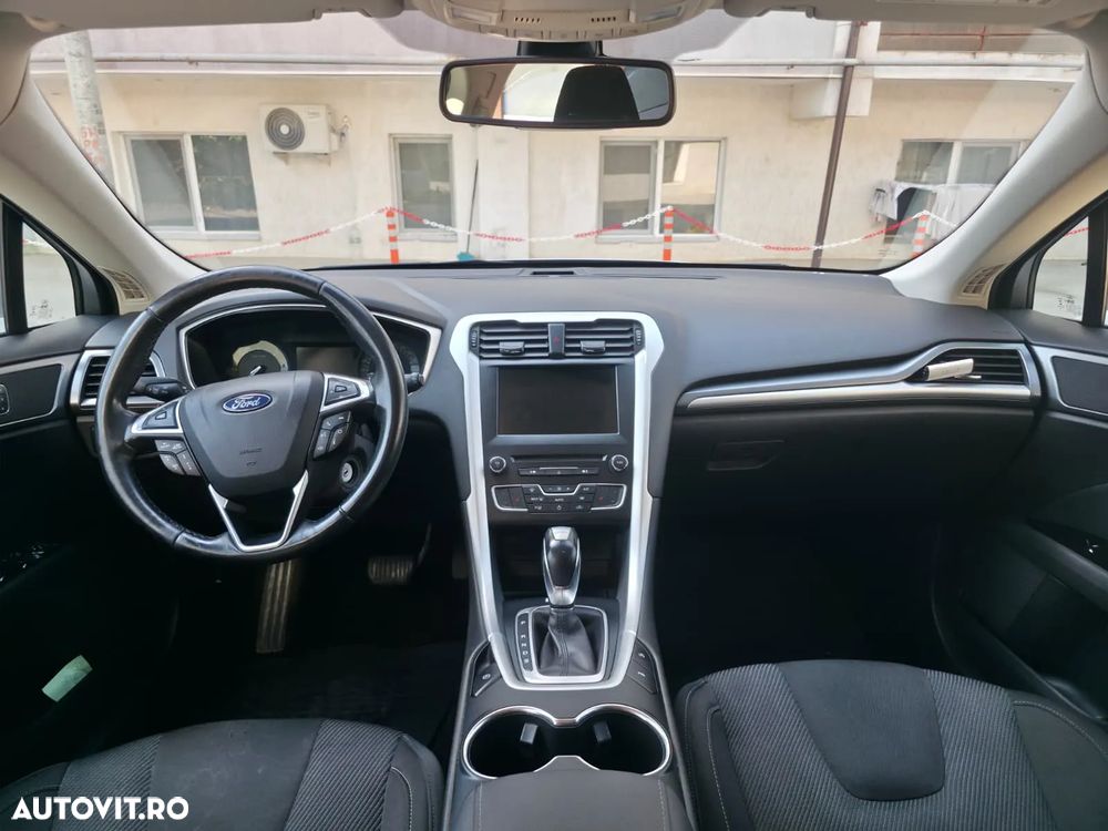 Ford Mondeo 2.0 TDCi Powershift AWD Titanium - 13