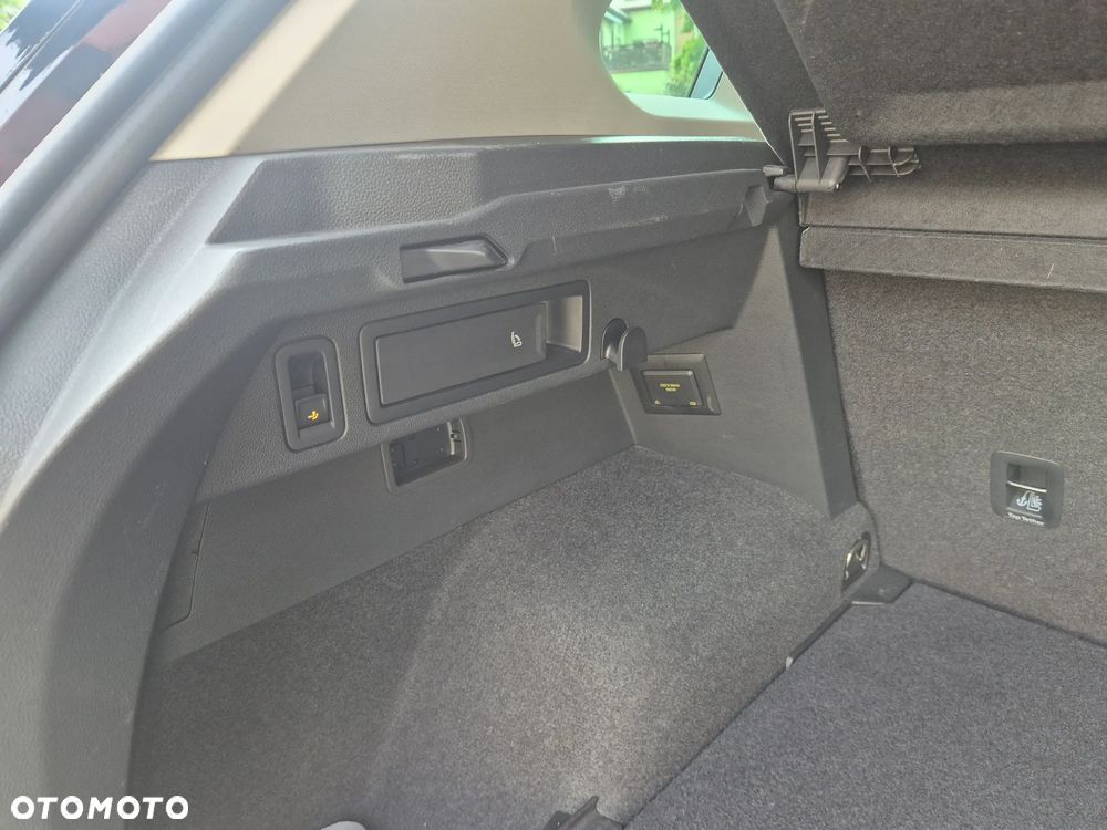 Volkswagen Tiguan 2.0 TDI SCR DSG Elegance - 13