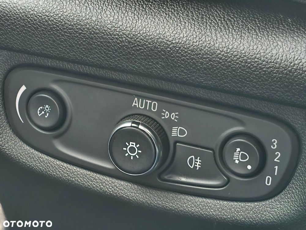 Opel Insignia 1.6 CDTI Enjoy S&S Eco - 18