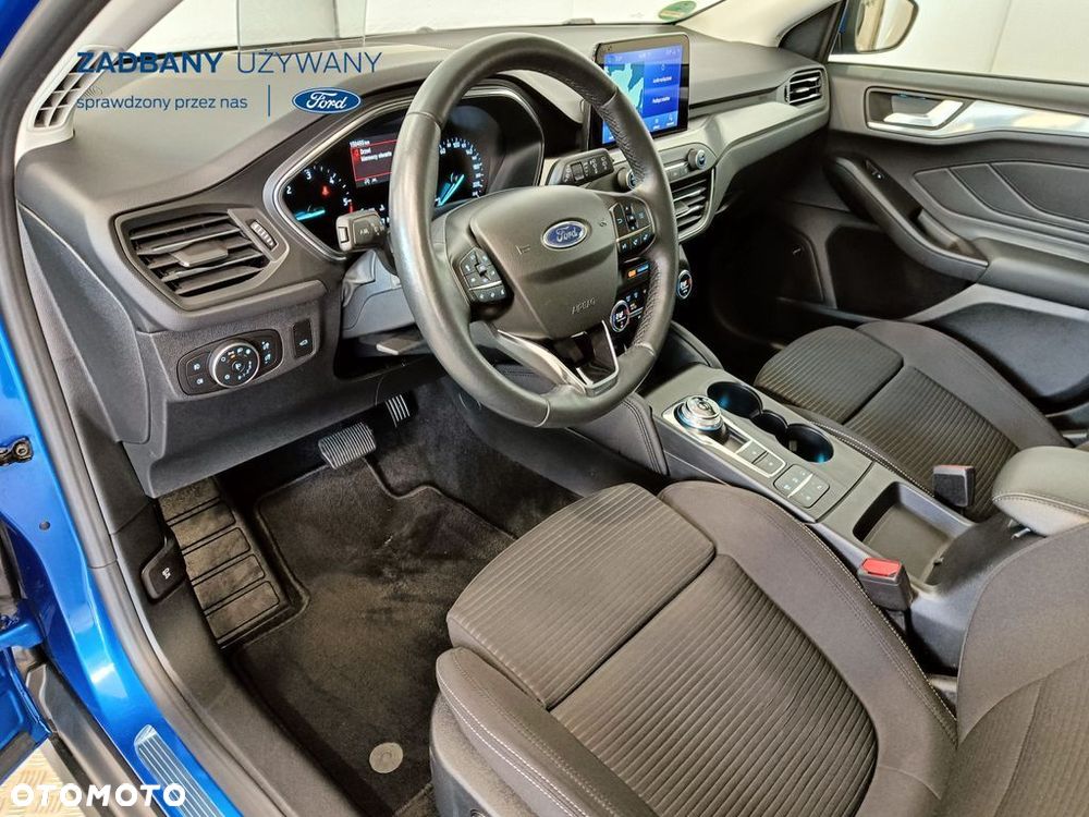 Ford Focus 2.0 EcoBlue Start-Stopp-System TITANIUM - 12