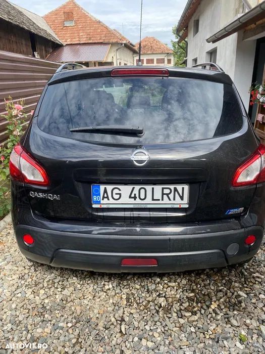 Nissan Qashqai - 2
