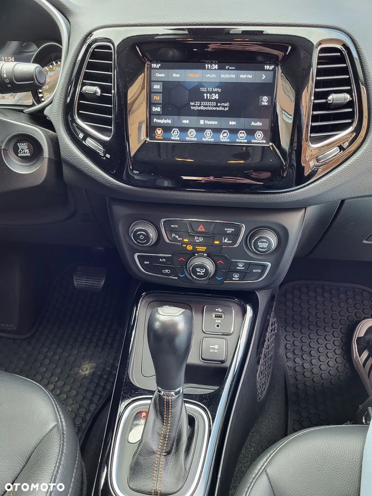 Jeep Compass 1.4 TMair Limited 4WD S&S - 31