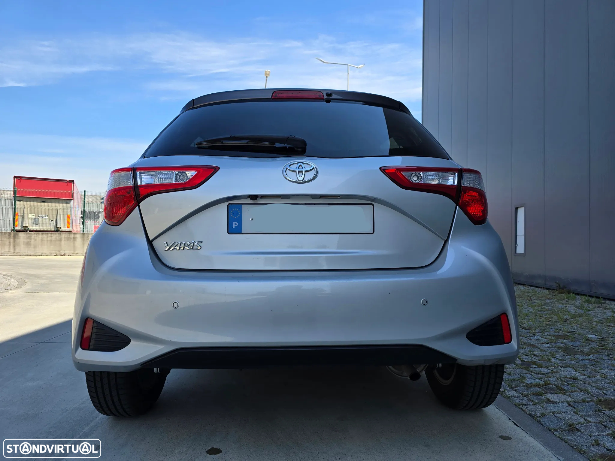 Toyota Yaris 1.0 VVT-i Y20 Club - 6