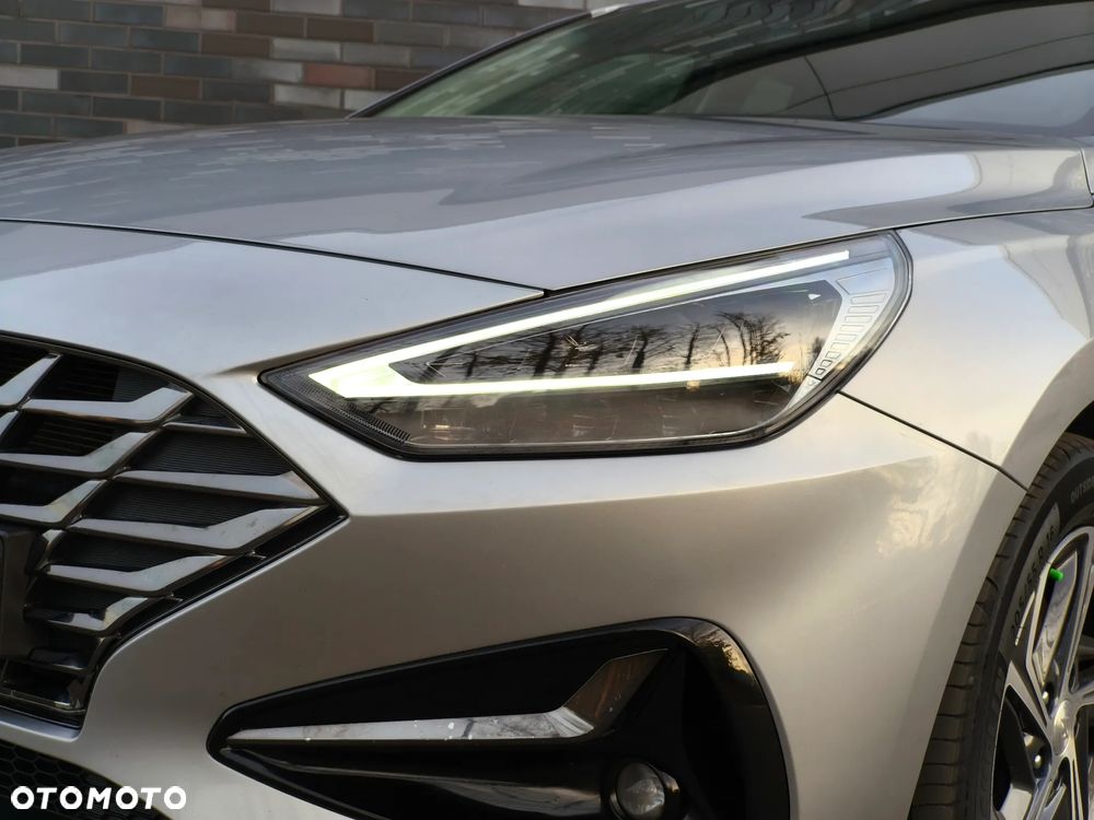 Hyundai i30 1.5 T-GDI 48V Smart - 9