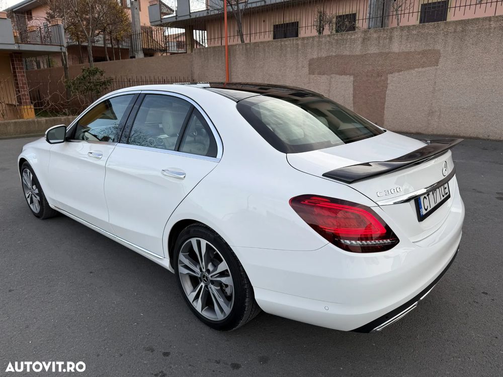 Mercedes-Benz C 300 9G-TRONIC Avantgarde - 6