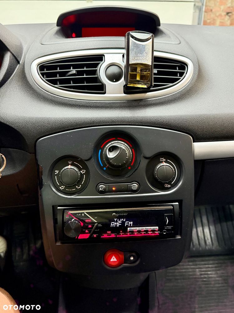 Renault Clio 1.6 16V Edition Dynamique - 23
