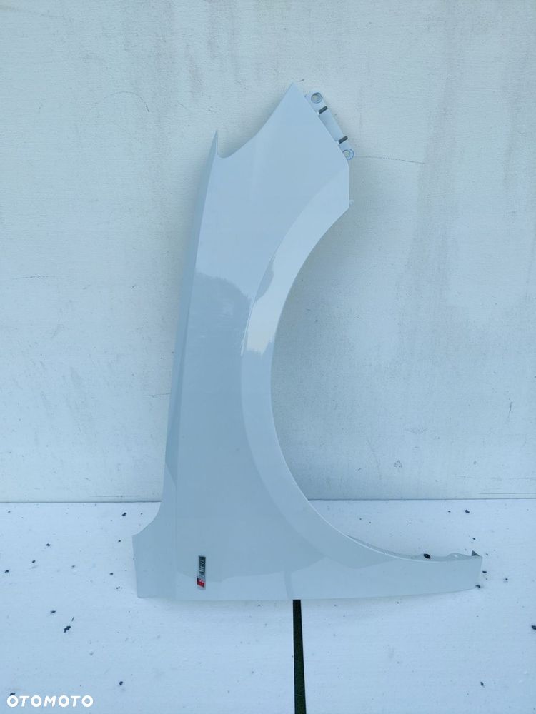 Błotnik prawy Audi A1 82a - 3