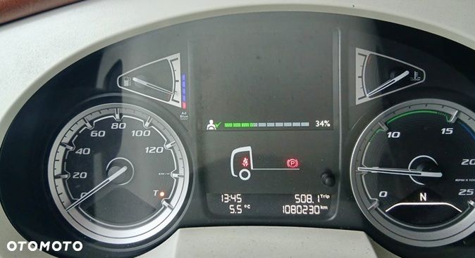 DAF XF480 SUPER SPACE CAB AUTOMAT STANDKLIMA LODÓWKA FULLSPOJLERY SKÓRA FULLLED 2xALUTANK ALUFELGI KLIMA WEBASTO LOW DECK MEGA EURO 6 2018r ŁADNY - 13