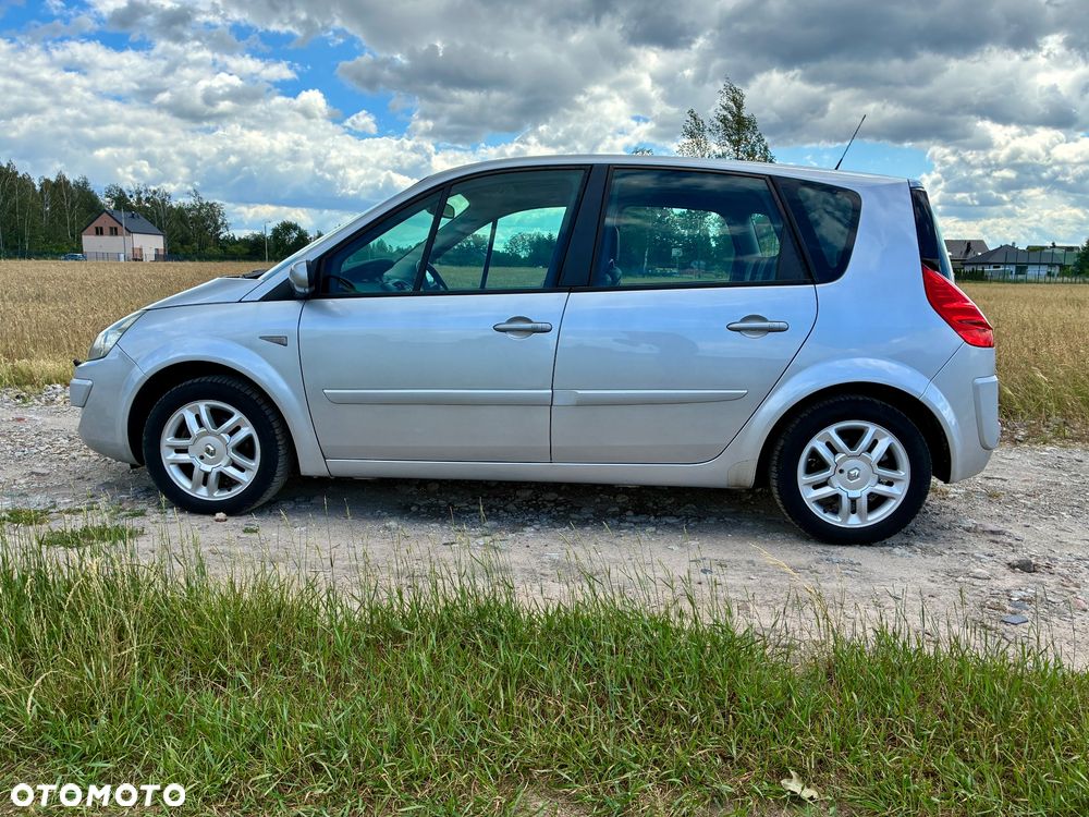 Renault Scenic - 15