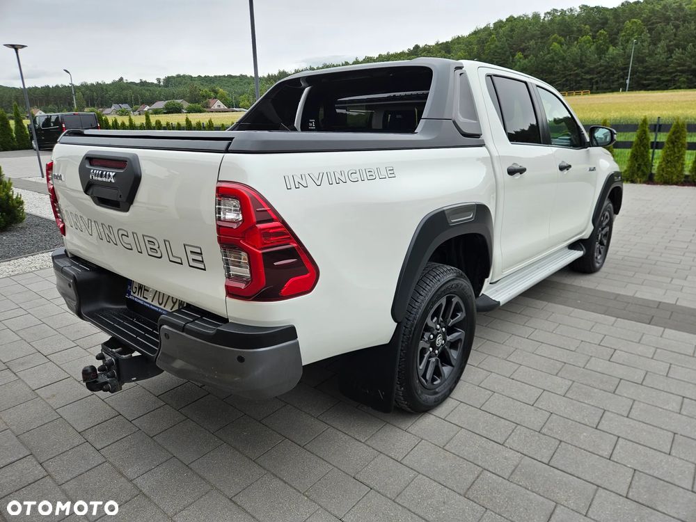 Toyota Hilux 2.8 D-4D Double Cab Invincible 4x4 - 4